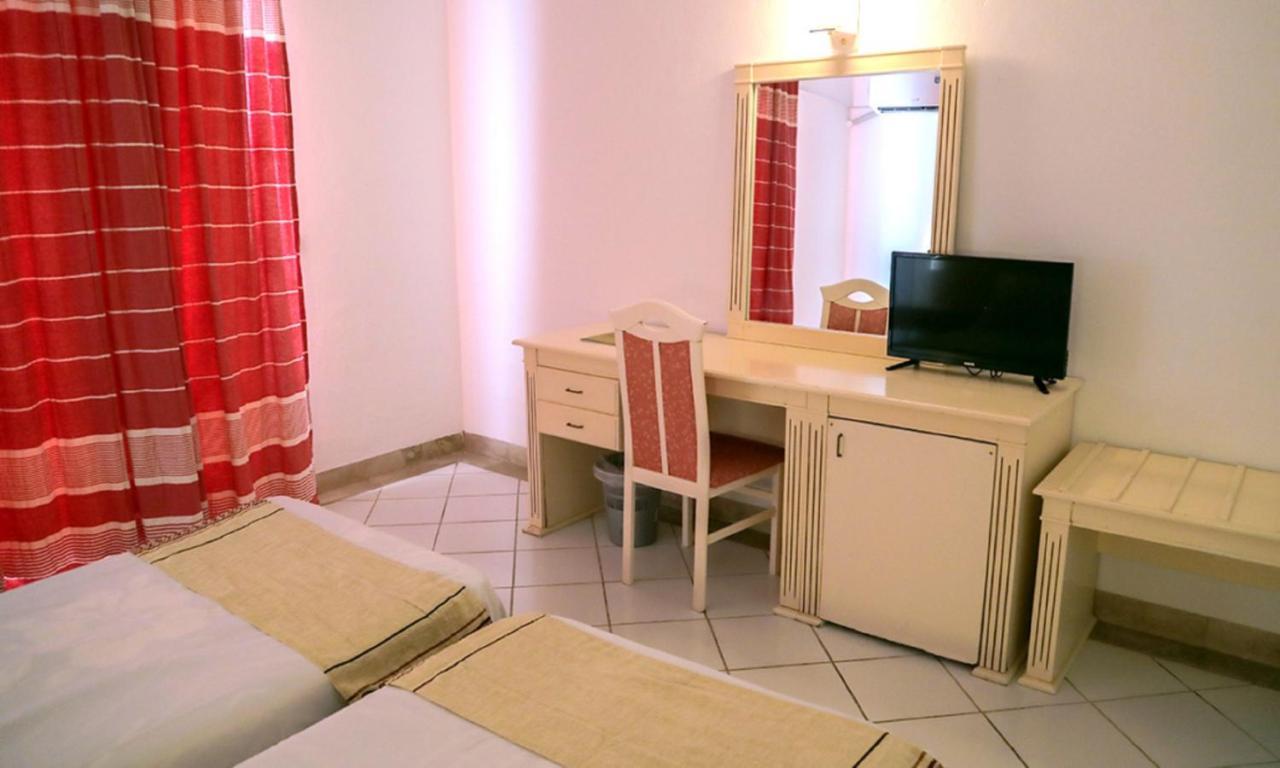 Hotel Best Beach- Family Only Chott Meriem Exterior photo