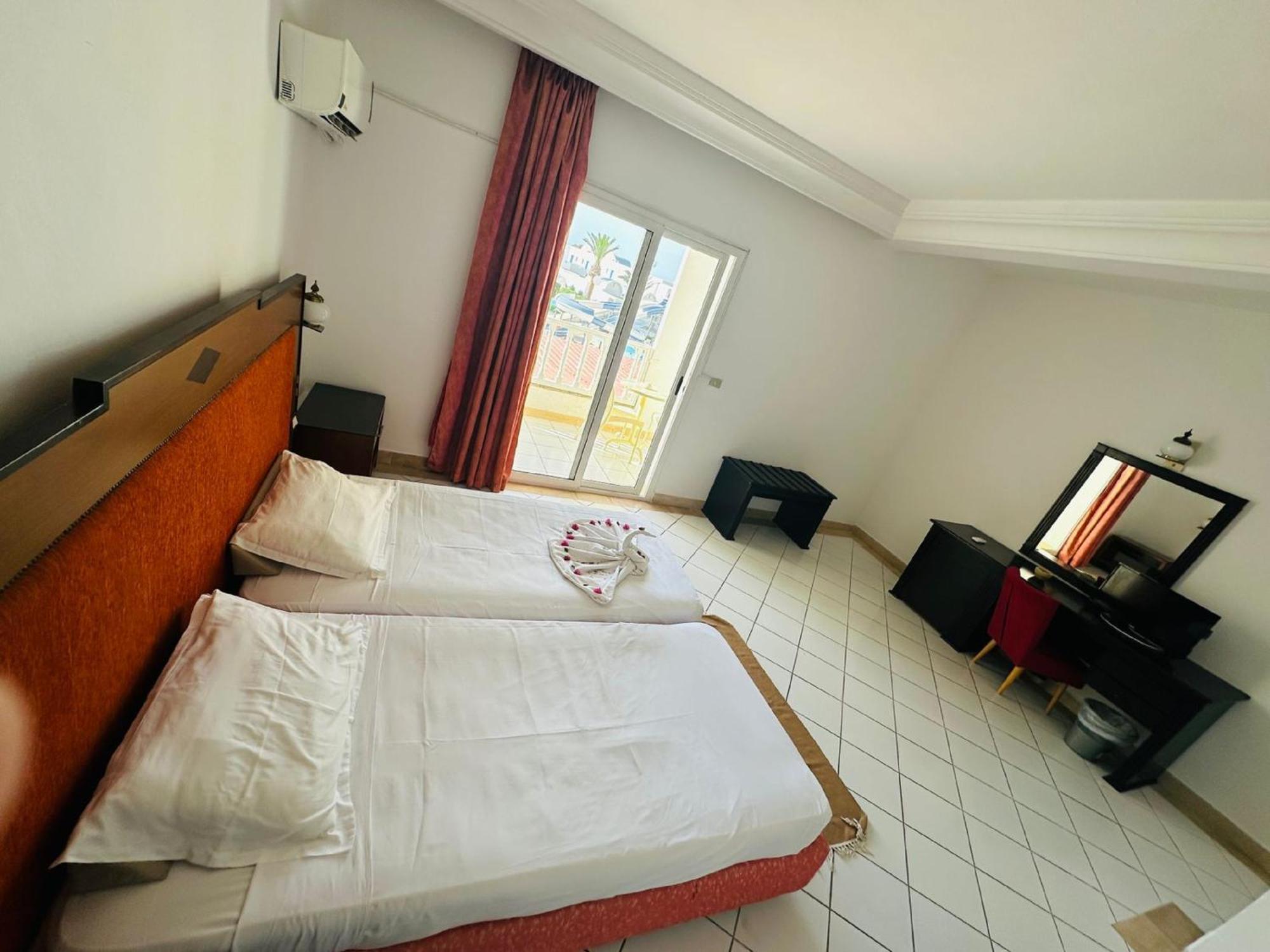 Hotel Best Beach- Family Only Chott Meriem Exterior photo
